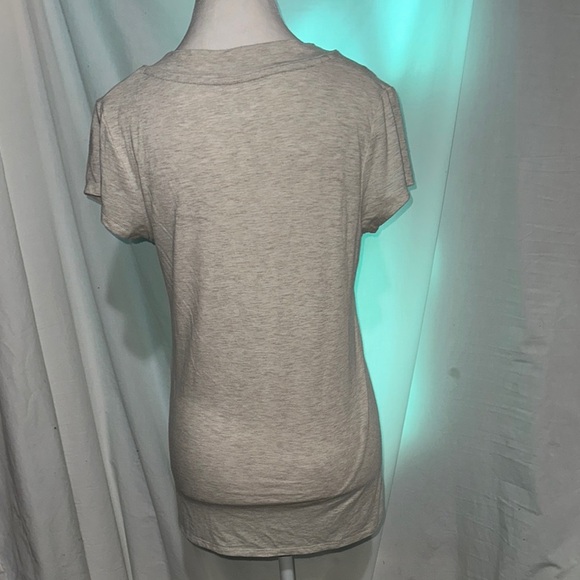 Cream Merona V-Neck Short Sleeve Tee size small - Picture 2 of 3